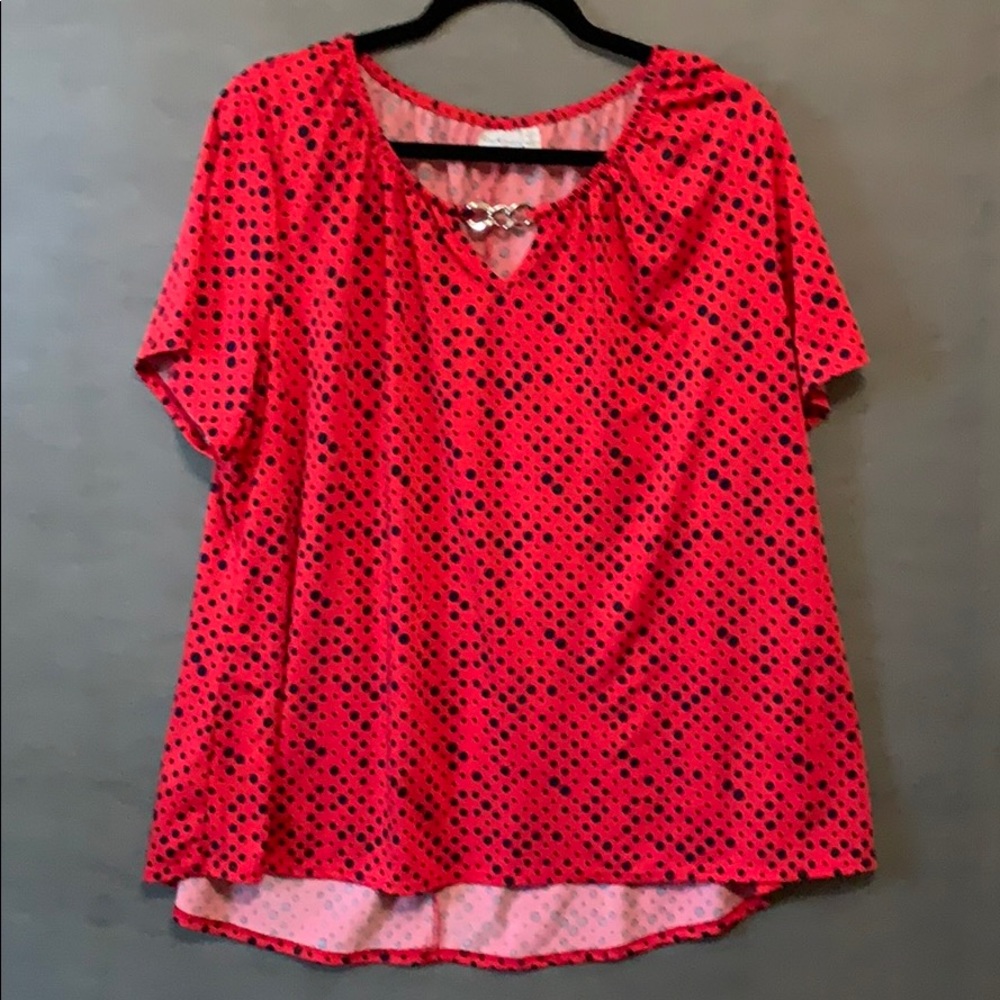 Kim Rogers Curvy. Red and blue polka dot blouse